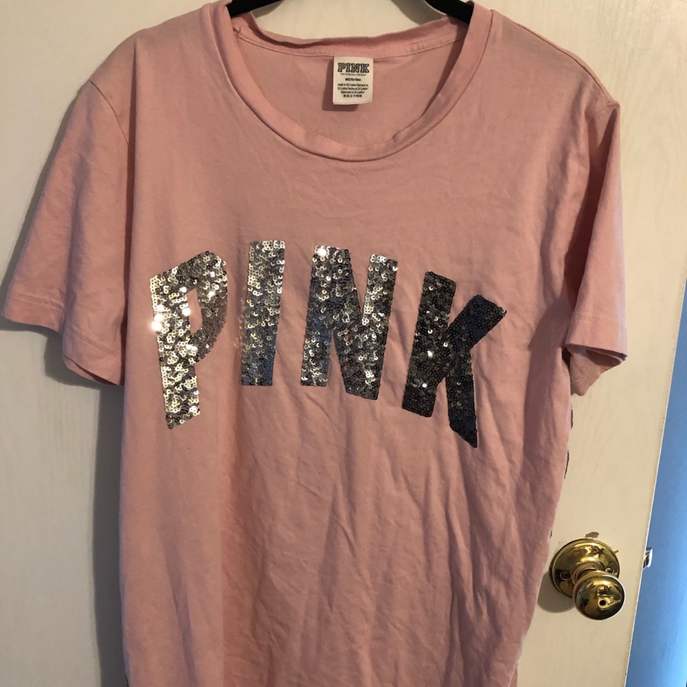 Pink t shirt